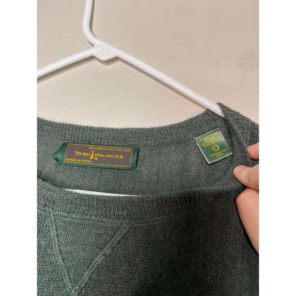 Peru Unlimited Moss Green Baby Alpaca Wool Gorpcore Granola Minimalist Sweater L